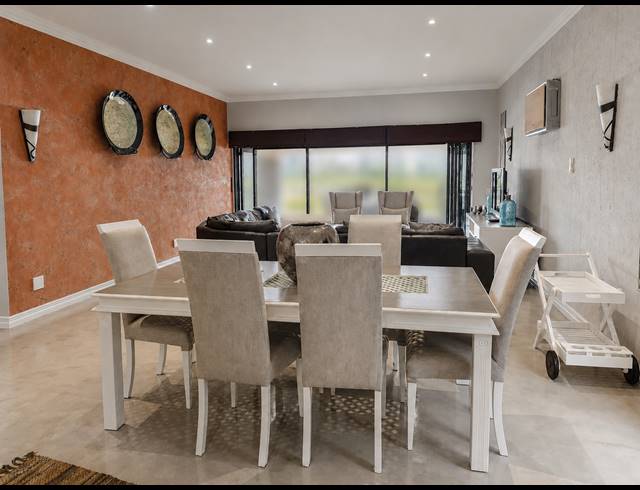 4 BEDROOM PENTHOUSE TO LET IN SIMBITHI ECO ESTATE